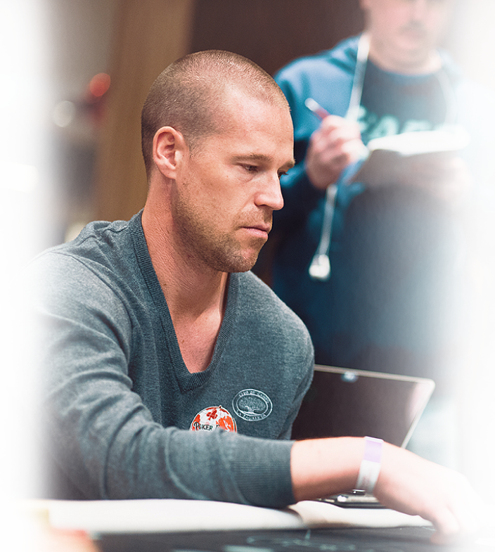 Patrik uses Flop Gto to improve his poker skills